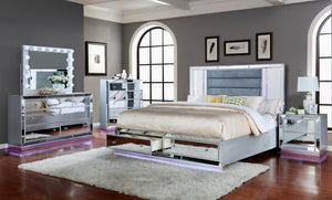 Mirrored Queen Bed W/LED:
Queen Headboard (Box 1 of 3)
Queen Storage Footboard W/Slats (Box 2 of 3)
Queen or King Rails (Box 3 of 3)